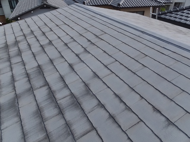 各務原市で一度カバー工法を行ったスレート屋根を補修！耐久性の高いガルテクトで葺き替えて軽量化